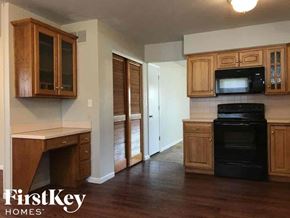 Indianapolis house for rent - 4420 Santa Fe Ct Indianapolis, IN 46241