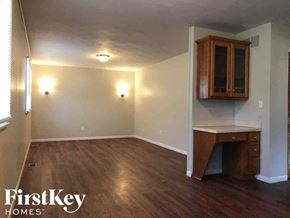 Indianapolis house for rent - 4420 Santa Fe Ct Indianapolis, IN 46241