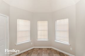 Memphis house for rent - 4566 Tulip Bend Drive Memphis, TN 38135