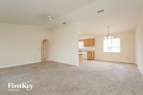 Cape Coral house for rent - 4611 SW 6 Ave Cape Coral, FL 33914