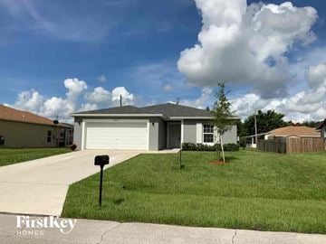 Port St. Lucie house for rent - 4658 SW Monaco Street Port St. Lucie, FL 34953