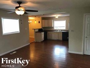 Indianapolis house for rent - 4801 Leone Dr Indianapolis, IN 46226