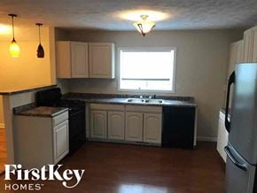 Indianapolis house for rent - 4801 Leone Dr Indianapolis, IN 46226