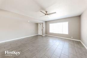 Glendale house for rent - 4855 W North Ln Glendale, AZ 85302