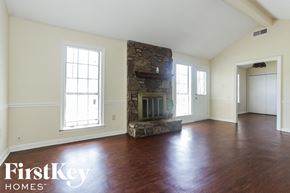 Memphis house for rent - 4877 Summitridge Dr Memphis, TN 38128