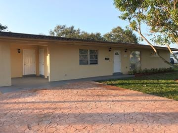 Plantation house for rent - 4896 NW 6 Court Plantation, FL 33317