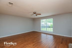 Arlington house for rent - 4912 Sandalwood Lane Arlington, TX 76017