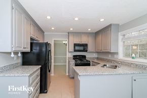 Acworth house for rent - 5000 Sunbrook Way NW Acworth, GA 30101