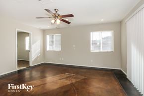 Glendale house for rent - 5031 W Windrose Dr Glendale, AZ 85304