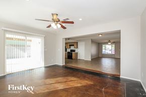 Glendale house for rent - 5031 W Windrose Dr Glendale, AZ 85304