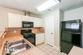 Katy house for rent - 5043 Summit Lodge Drive Katy, TX 77449