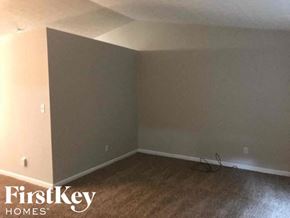 Stone Mountain house for rent - 5102 Galbraith Circle Stone Mountain, GA 30088