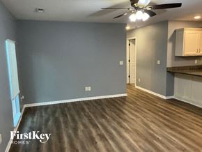 Kansas City house for rent - 5110 N Bellaire Ave Kansas City, MO 64119