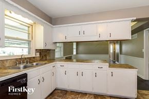 Kansas City house for rent - 5209 Harris Ave Kansas City, MO 64133