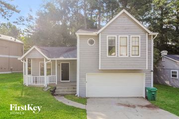 Stone Mountain house for rent - 5211 Scarbrough Ln Stone Mountain, GA 30088