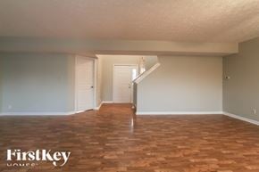 Indianapolis house for rent - 5313 Waterton Lakes Drive Indianapolis, IN 46237