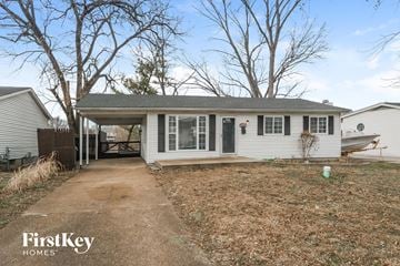 Hazelwood house for rent - 5323 Ville Cecelia Hazelwood, MO 63042