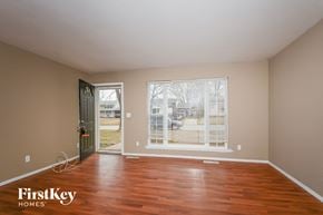 Hazelwood house for rent - 5323 Ville Cecelia Hazelwood, MO 63042
