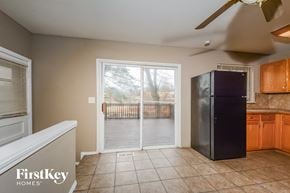 Hazelwood house for rent - 5323 Ville Cecelia Hazelwood, MO 63042