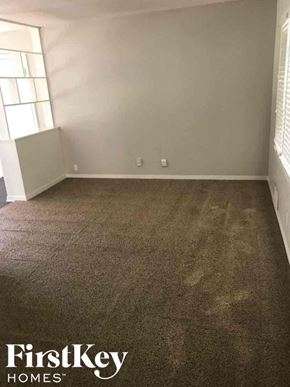 Raytown house for rent - 5436 Woodson Road Raytown, MO 64133