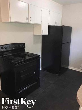 Raytown house for rent - 5436 Woodson Road Raytown, MO 64133