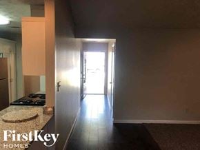 Stone Mountain house for rent - 5457 Biffle Ct Stone Mountain, GA 30088