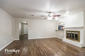 Houston house for rent - 5603 Sheraton Oaks Dr Houston, TX 77091