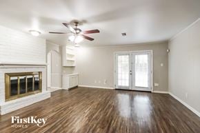 Houston house for rent - 5603 Sheraton Oaks Dr Houston, TX 77091