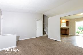Indianapolis house for rent - 5606 Winship Drive Indianapolis, IN 46221