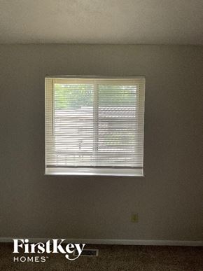 Indianapolis house for rent - 5607 Northport Drive Indianapolis, IN 46221