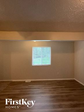 Indianapolis house for rent - 5607 Northport Drive Indianapolis, IN 46221