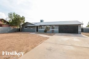 Phoenix house for rent - A house with a garage is for sale by Firstkey Homes.