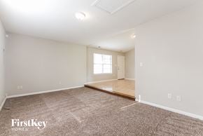 Indianapolis house for rent - 5613 Simmul Ln Indianapolis, IN 46221