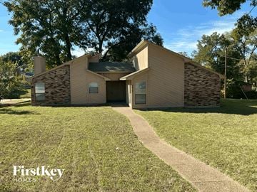 Dallas house for rent - 5617 Shady Crest Trl Dallas, TX 75241
