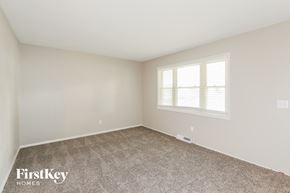 Kansas City house for rent - 5620 N Potter Ave Kansas City, MO 64119