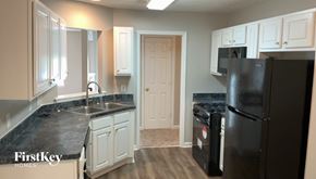 Rex house for rent - 5879 Ruby Walk Rex, GA 30273
