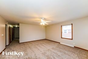 Speedway house for rent - 5909 Nash Ln Speedway, IN 46224