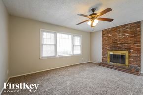 Kansas City house for rent - 6003 E 95th Ter Kansas City, MO 64134