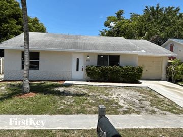 Lake Worth house for rent - 6004 Westfall Rd Lake Worth, FL 33463