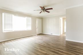 Raytown house for rent - 6004 Farley Ave Raytown, MO 64133
