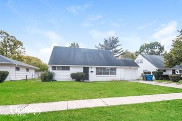 Indianapolis house for rent - 6021 E 42nd Street Indianapolis, IN 46226