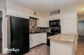 Indianapolis house for rent - 6045 North Alton Avenue Indianapolis, IN 46228