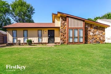 Memphis house for rent - 6052 Scarlet Leaf Dr Memphis, TN 38141