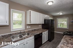 Indianapolis house for rent - 6072 Bettcher Avenue Indianapolis, IN 46228