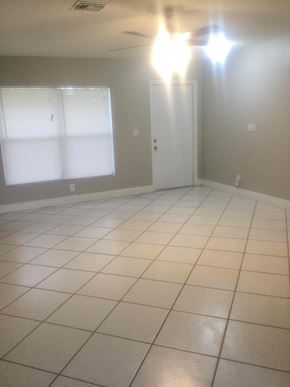 Lake Worth house for rent - 6129 Moonbeam Dr Lake Worth, FL 33463