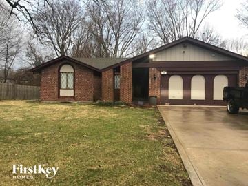 Indianapolis house for rent - 6130 Munsee Lane Indianapolis, IN 46228