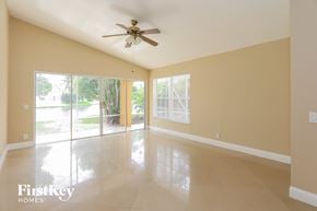 Boynton Beach house for rent - 6193 Lansdowne Cir Boynton Beach, FL 33472
