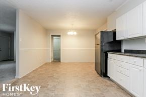 Indianapolis house for rent - 6256 Raleigh Dr Indianapolis, IN 46219