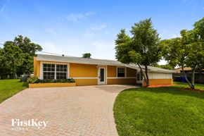 North Lauderdale house for rent - 6321 SW 17 Street North Lauderdale, FL 33068