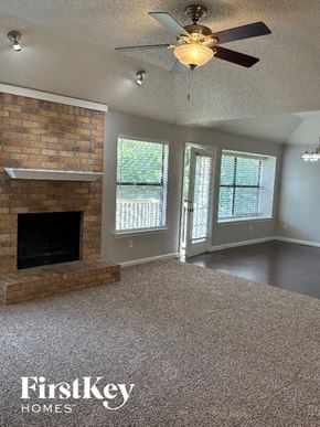 North Richland Hills house for rent - 6476 Sudbury Way North Richland Hills, TX 76182